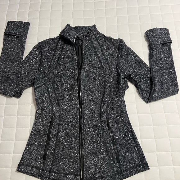 Lulumon Define Athletic Jacket - Picture 2 of 14